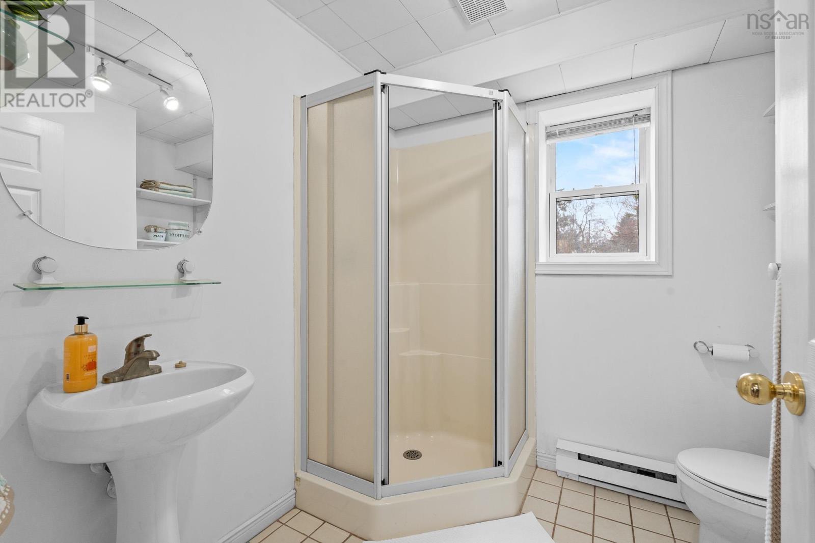 Property 36 of 49 of 1030 Club Crescent