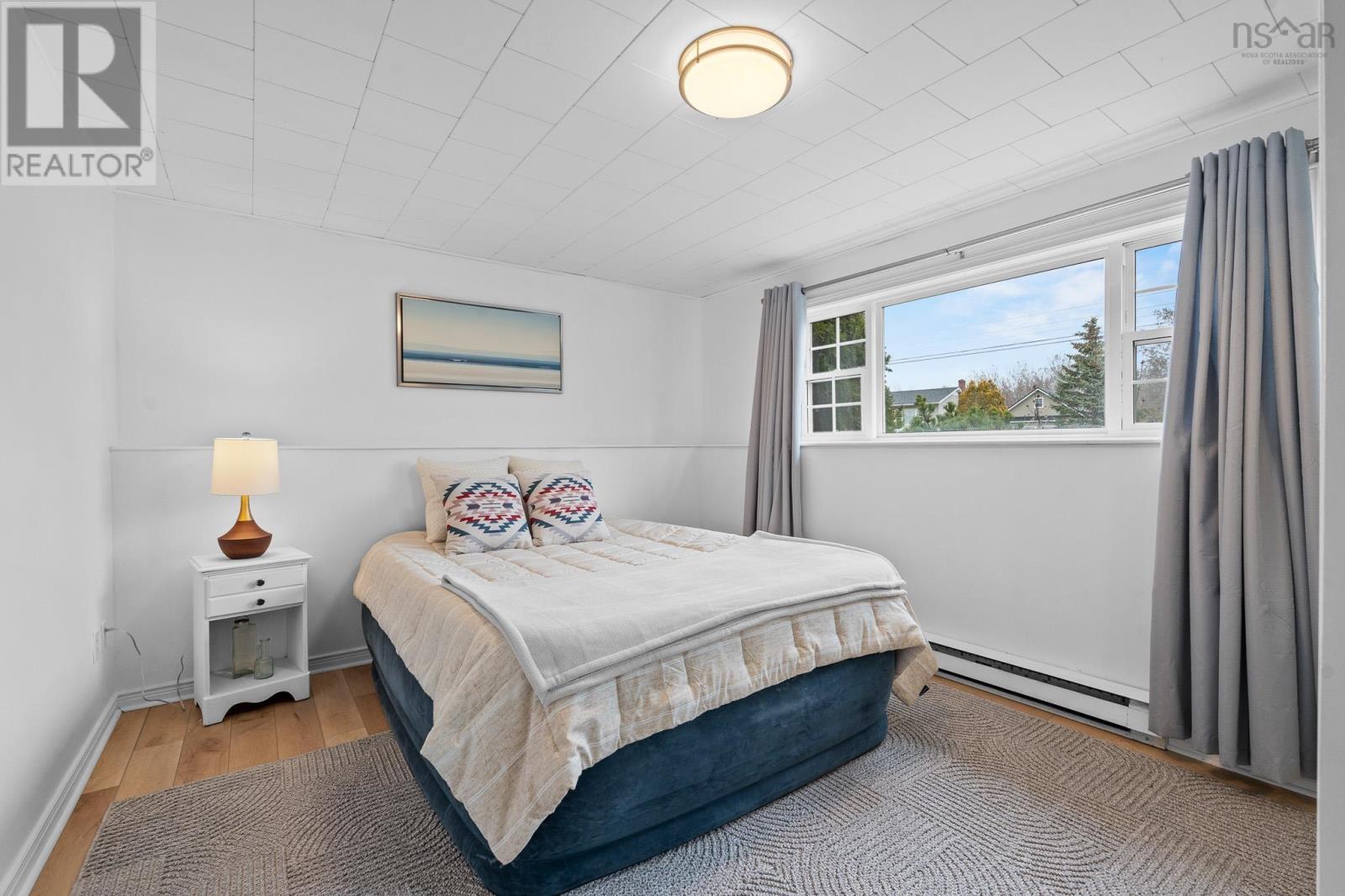 Property 30 of 49 of 1030 Club Crescent