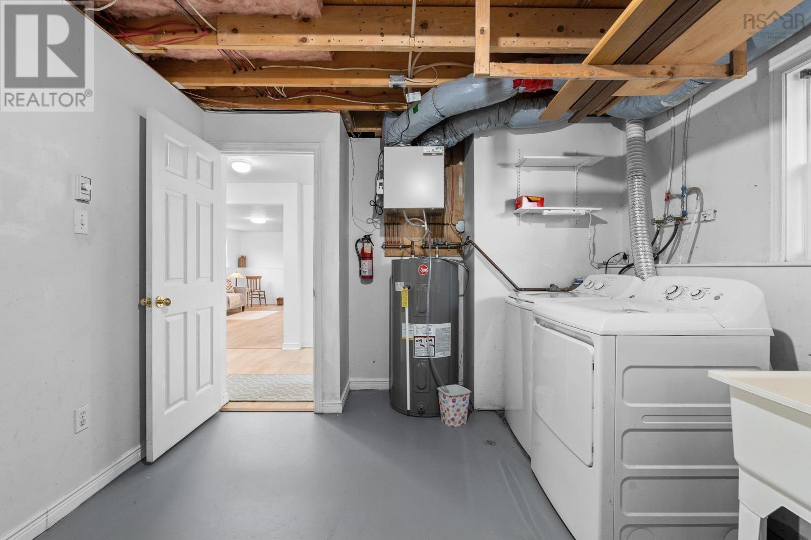 Property 38 of 49 of 1030 Club Crescent