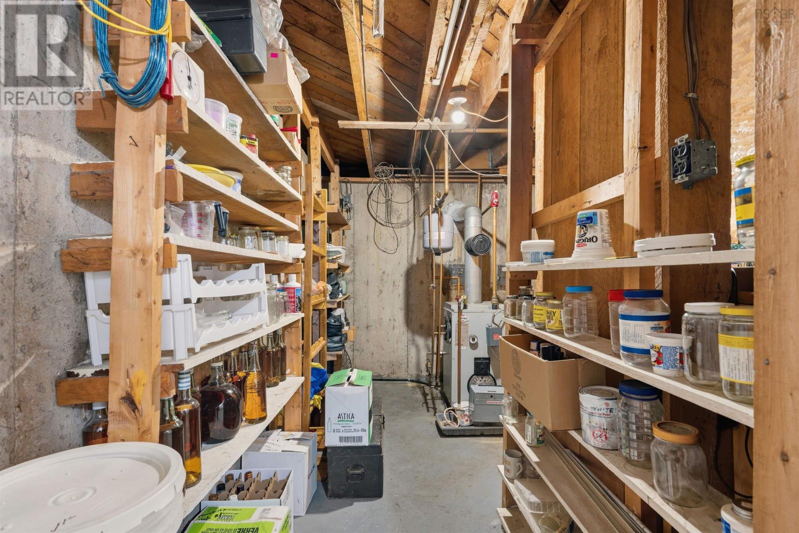 Property 22 of 33 of 8 Polara Drive