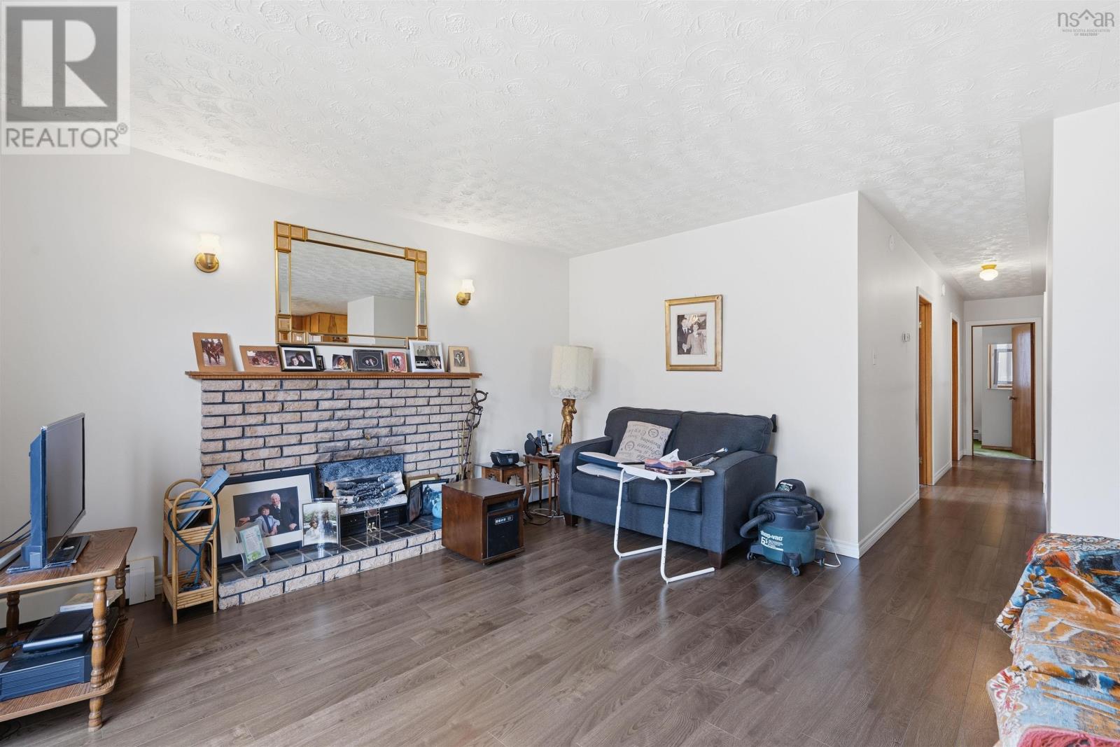 Property 4 of 33 of 8 Polara Drive