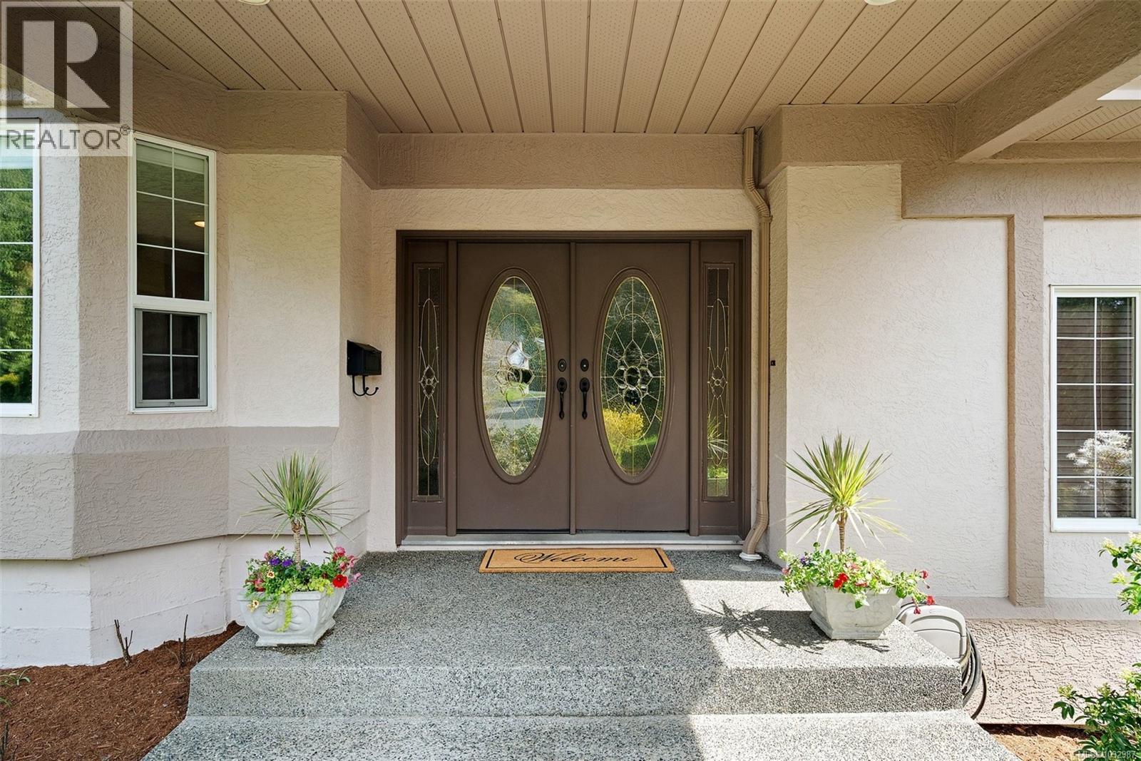  8593 Kingcome Crescent, North Saanich