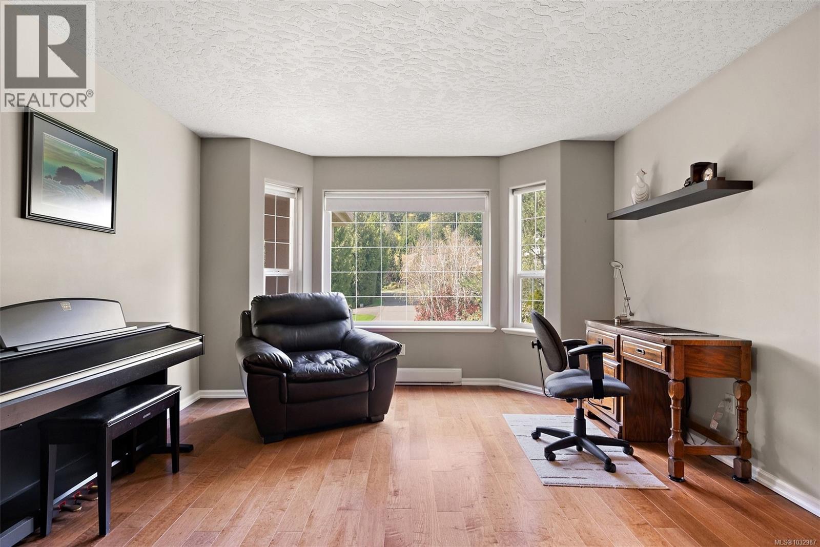  8593 Kingcome Crescent, North Saanich