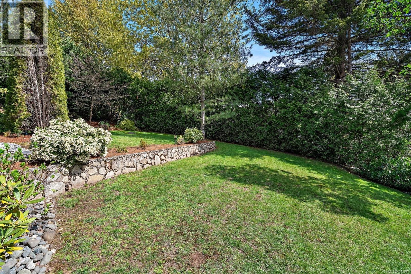  8593 Kingcome Crescent, North Saanich