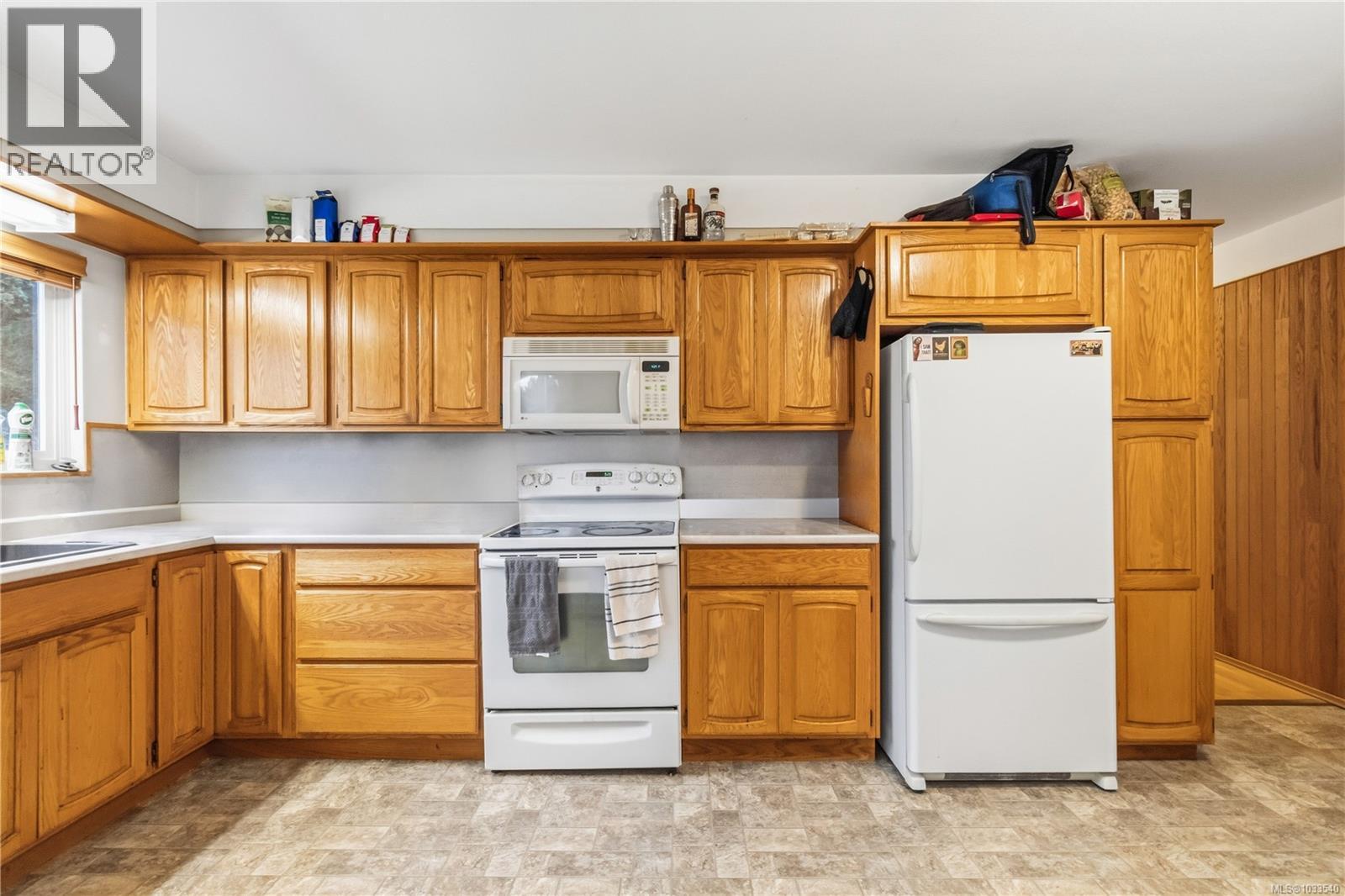  2351 Bellamy Road, Langford