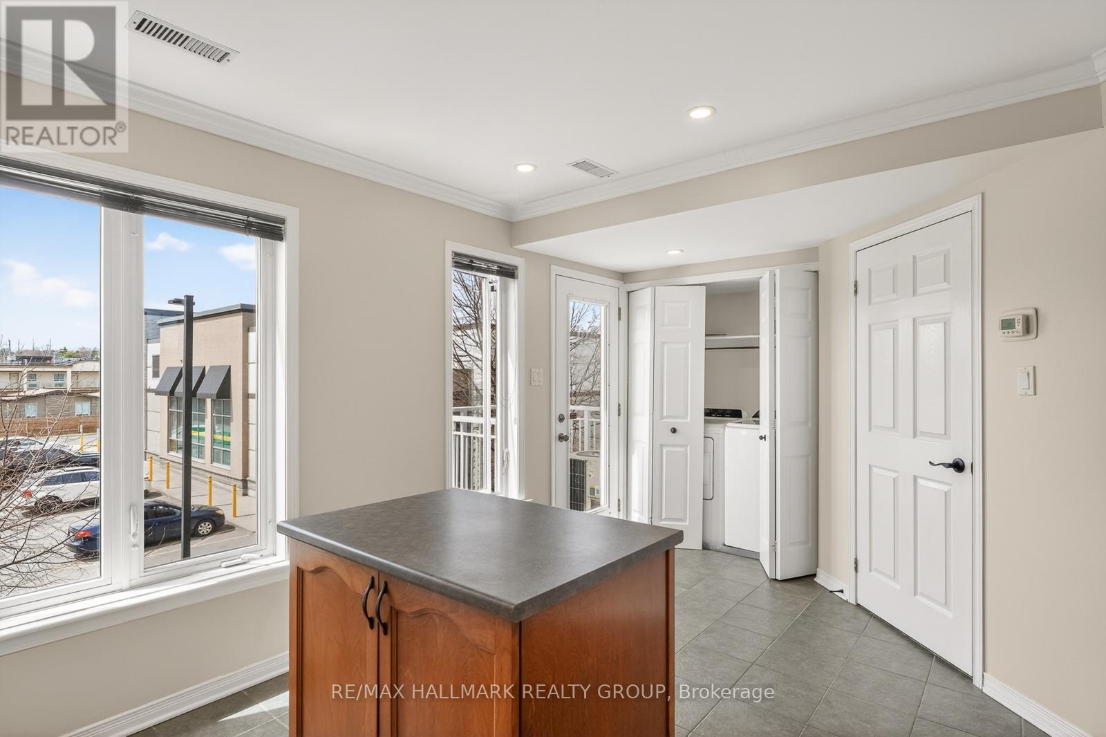 142 GATESTONE PRIVATE — photo 18
