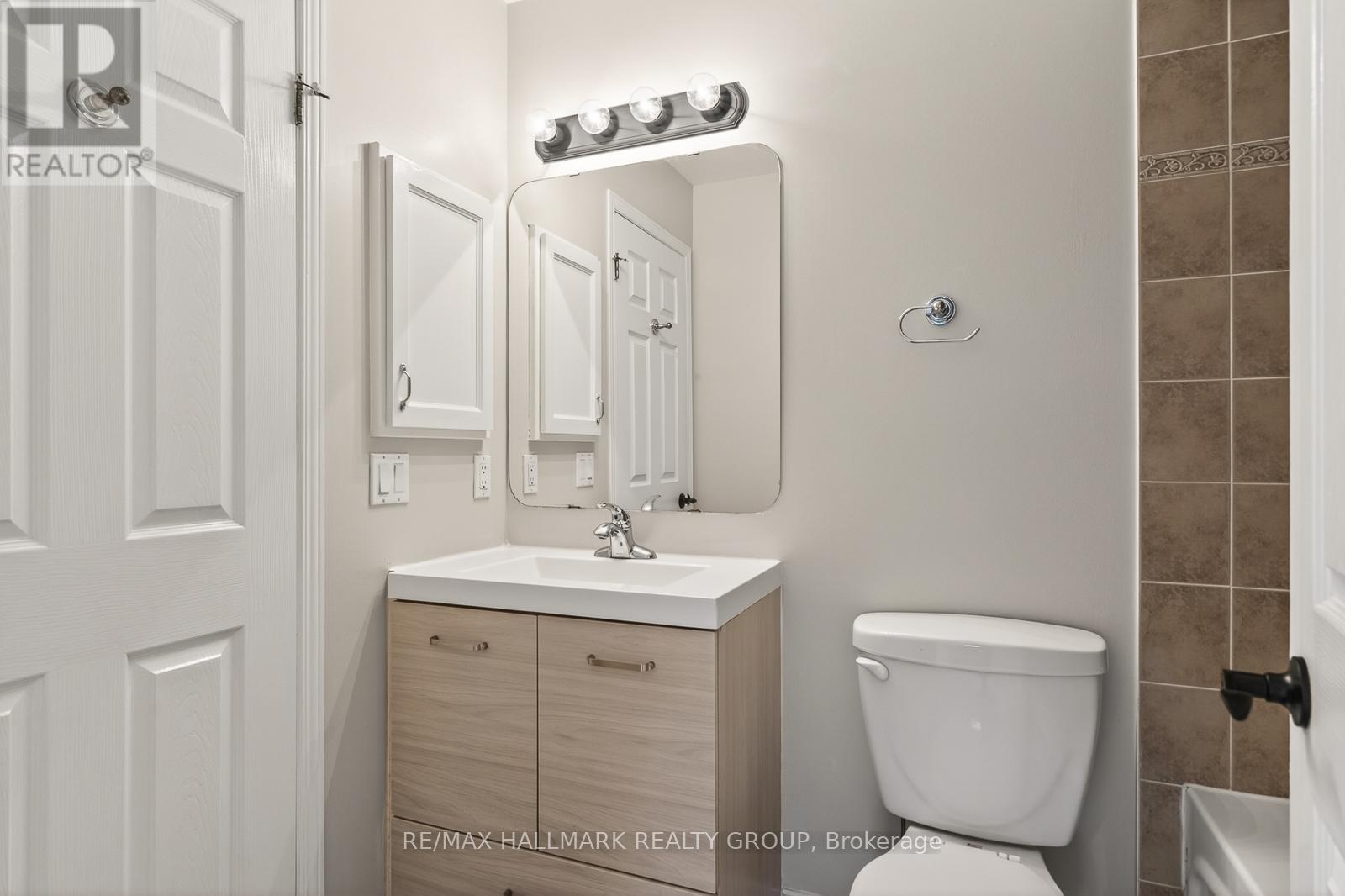 142 GATESTONE PRIVATE — photo 33