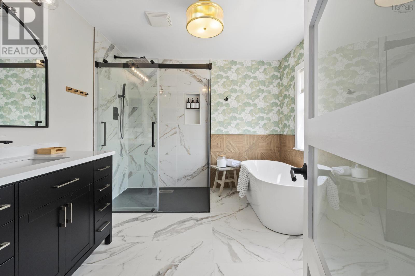 Property 22 of 43 of 19 Acorn Avenue