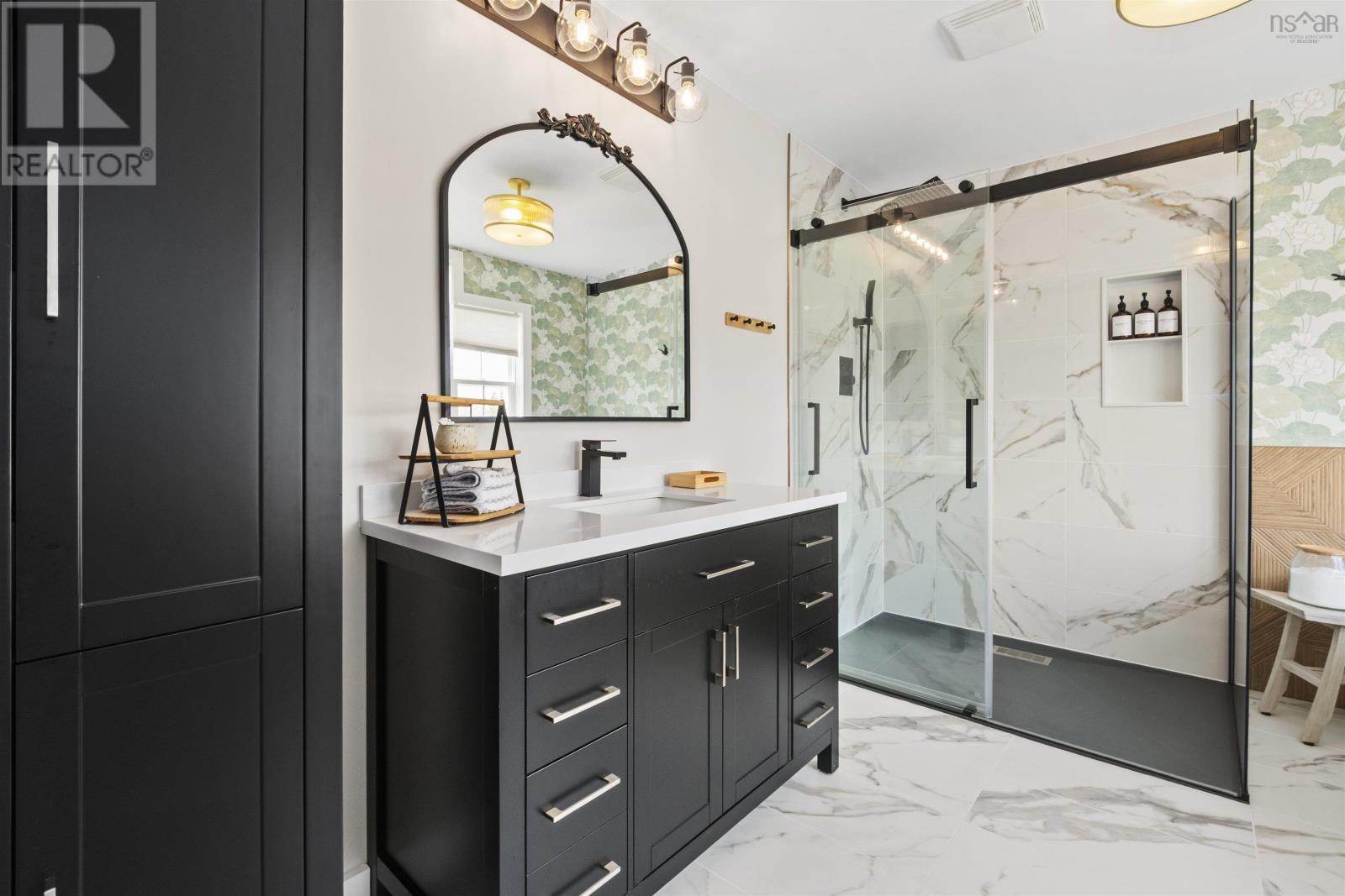 Property 23 of 43 of 19 Acorn Avenue