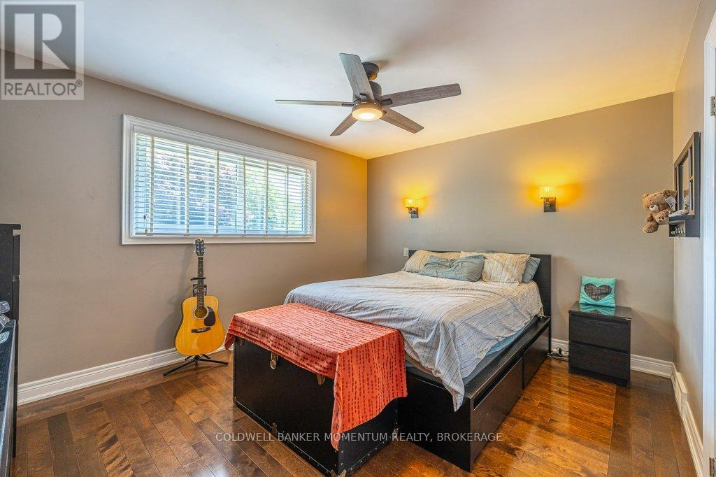 86 CRESCENT DRIVE - 23