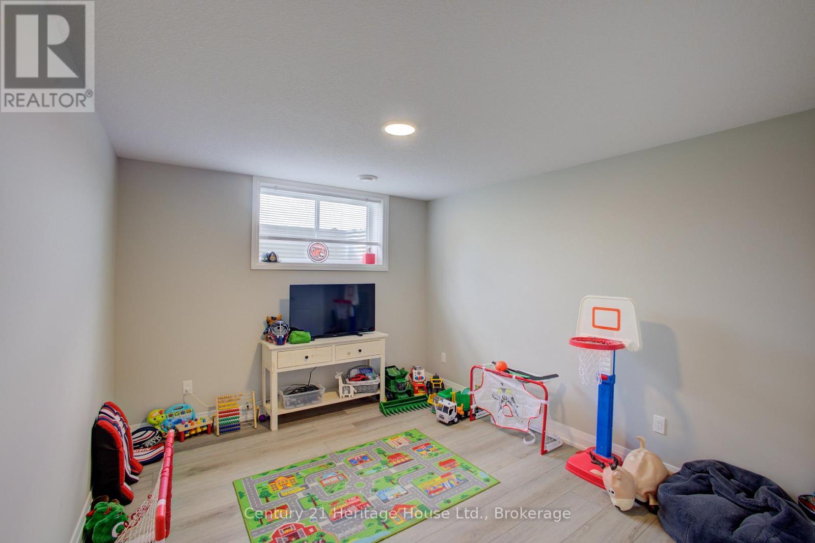 114 JACKSON STREET - 31