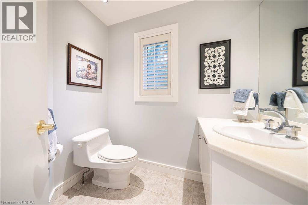 422 POWERLINE Road Unit# 21, Brantford, Ontario, N3R8A1 — Photo 5