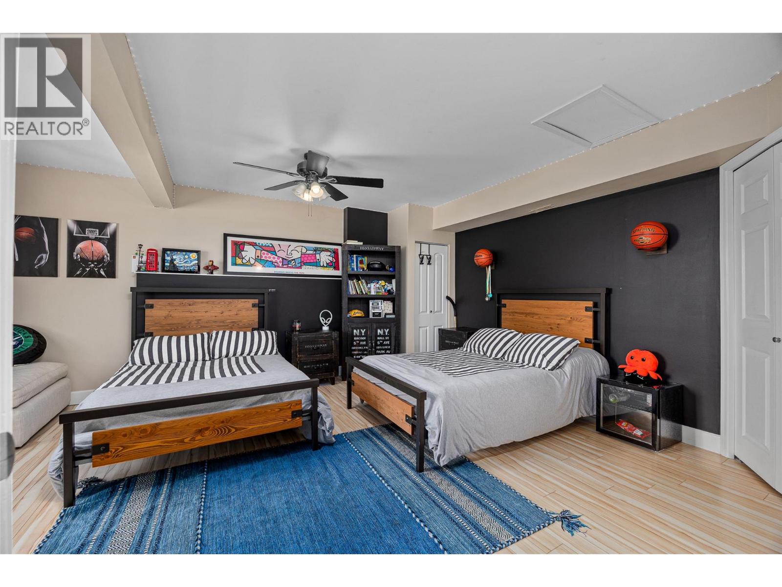 2153 Alexander Place - 38