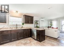 15 Telex, Dieppe, NB E1A7X6 Photo 13