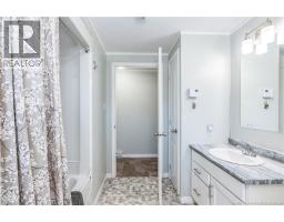 15 Telex, Dieppe, NB E1A7X6 Photo 30