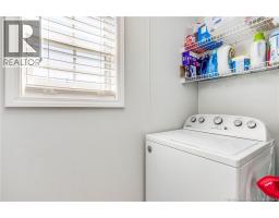 15 Telex, Dieppe, NB E1A7X6 Photo 32