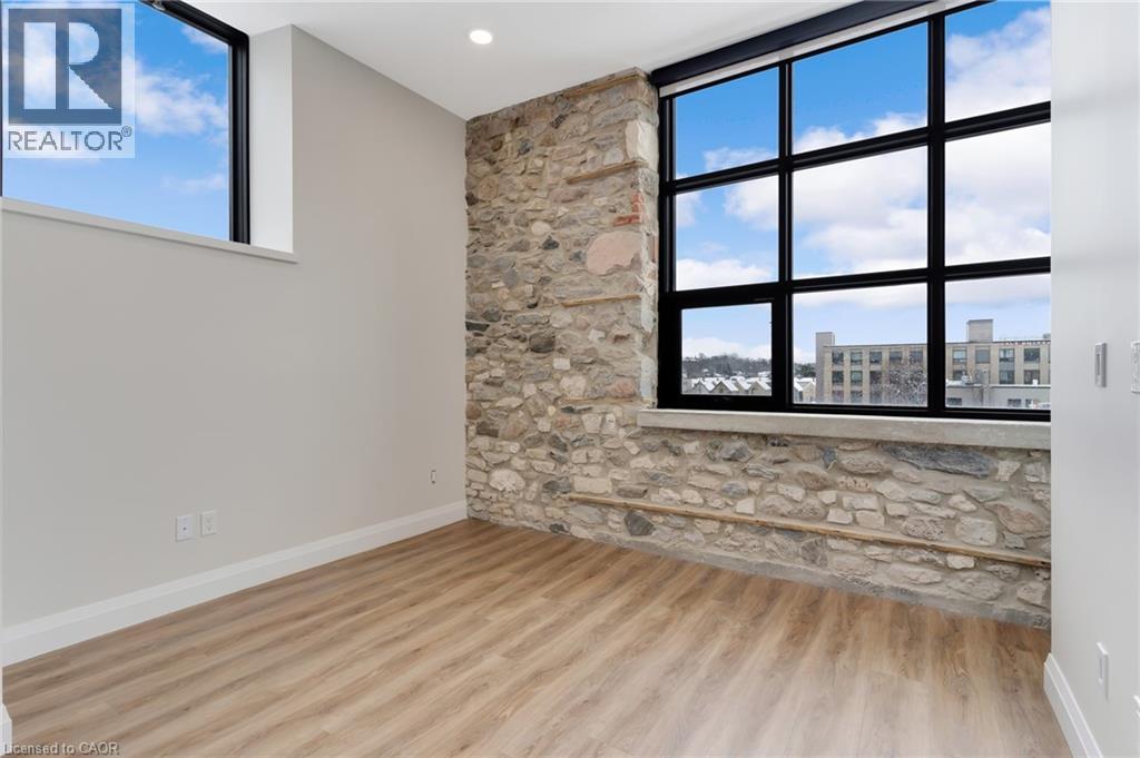 15 MAIN Street Unit# 301, Cambridge, Ontario, N1R7G9 — Photo 5