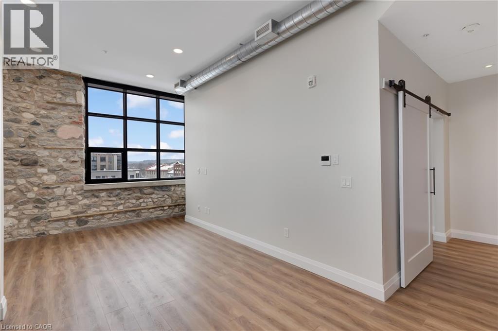 15 MAIN Street Unit# 301, Cambridge, Ontario, N1R7G9 — Photo 6