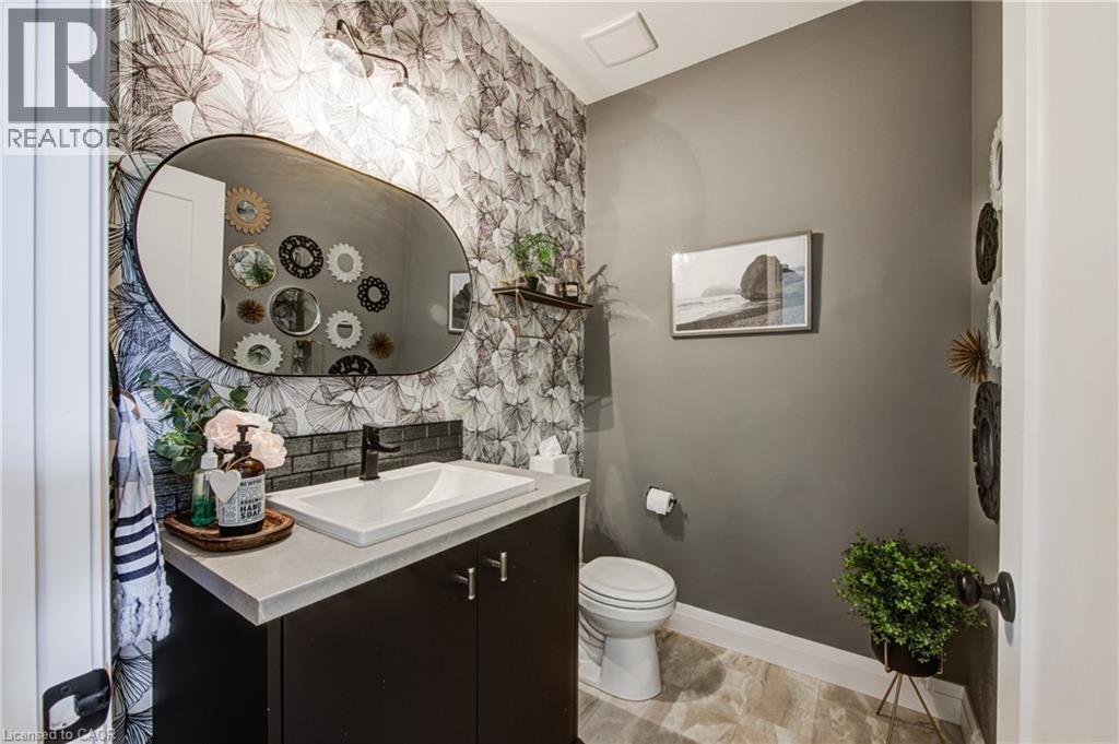 27 RIDGEWOOD Crescent - 7
