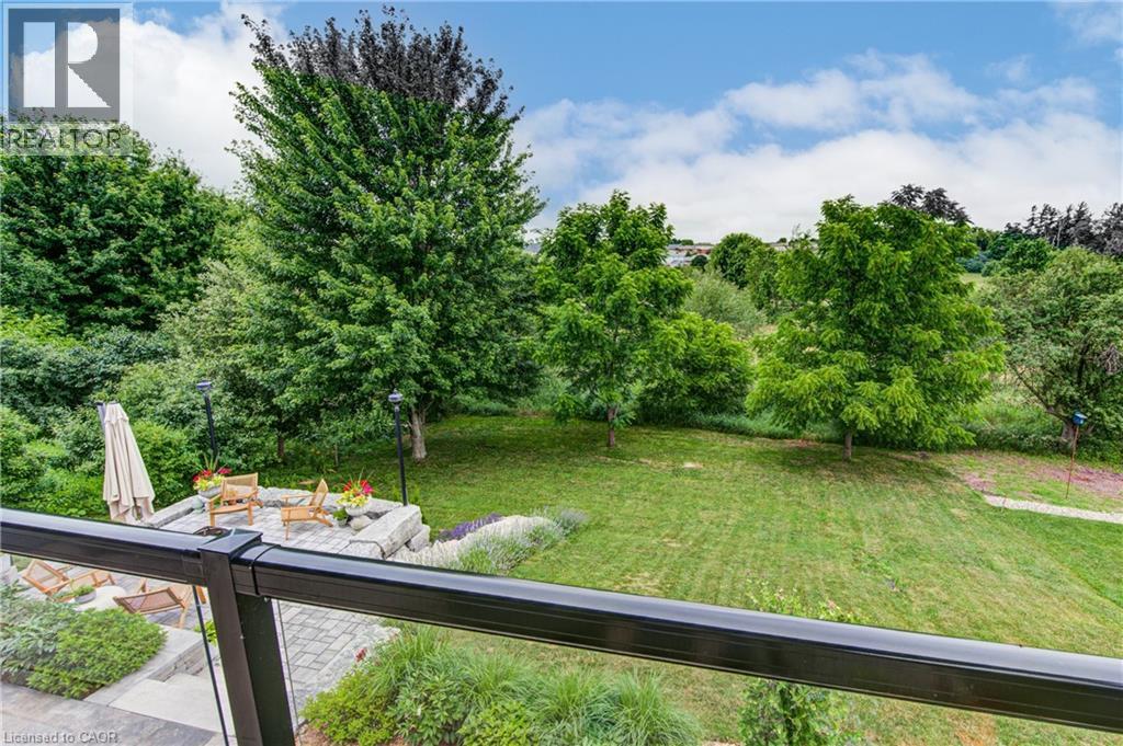 27 RIDGEWOOD Crescent - 23