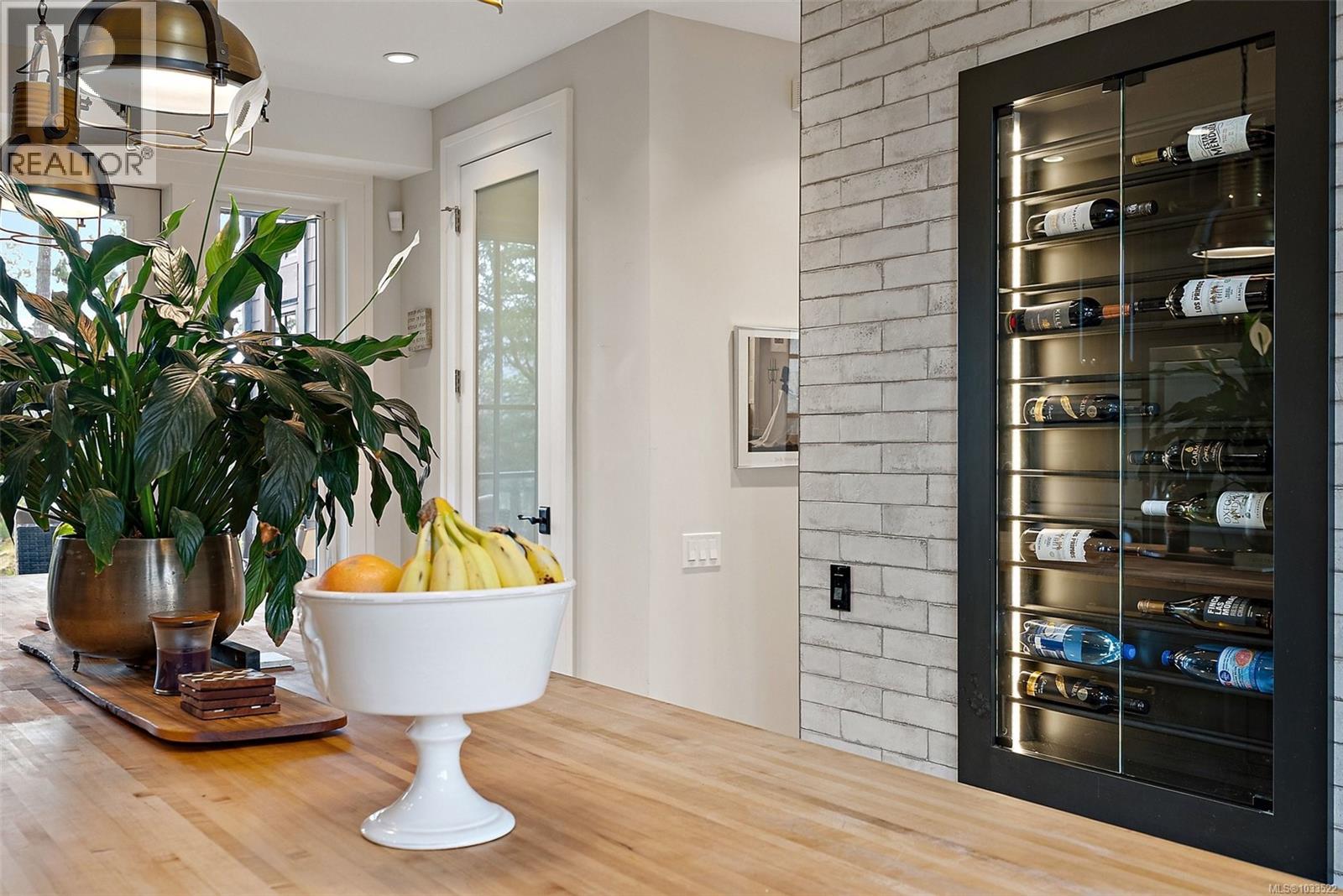  1468 Pebble Place, Langford