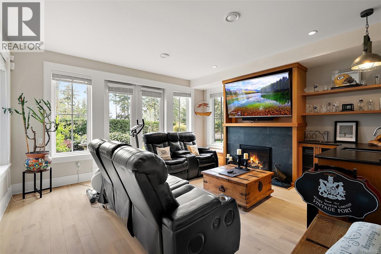  1468 Pebble Place, Langford