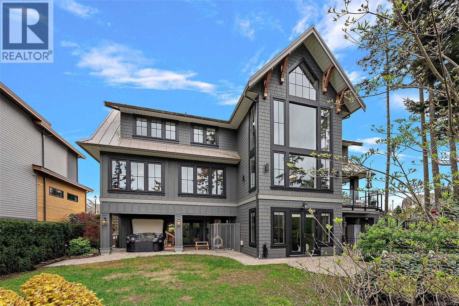  1468 Pebble Place, Langford