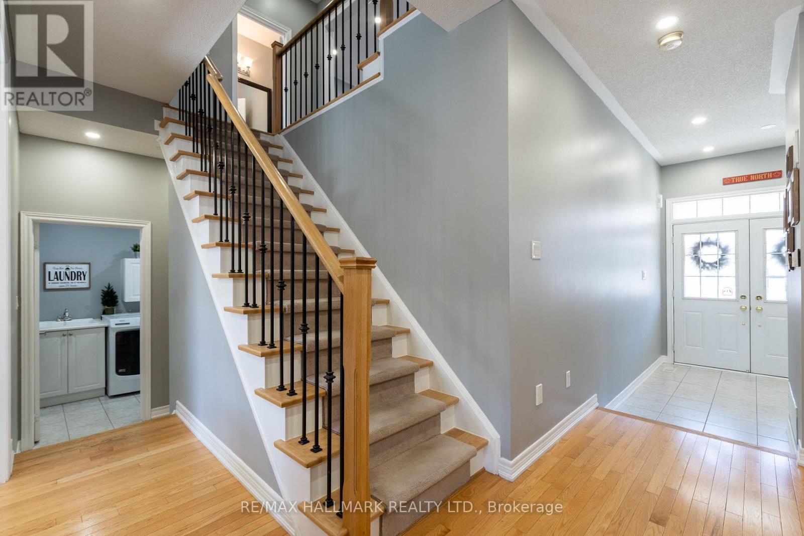 Main floor laundry & mudroom