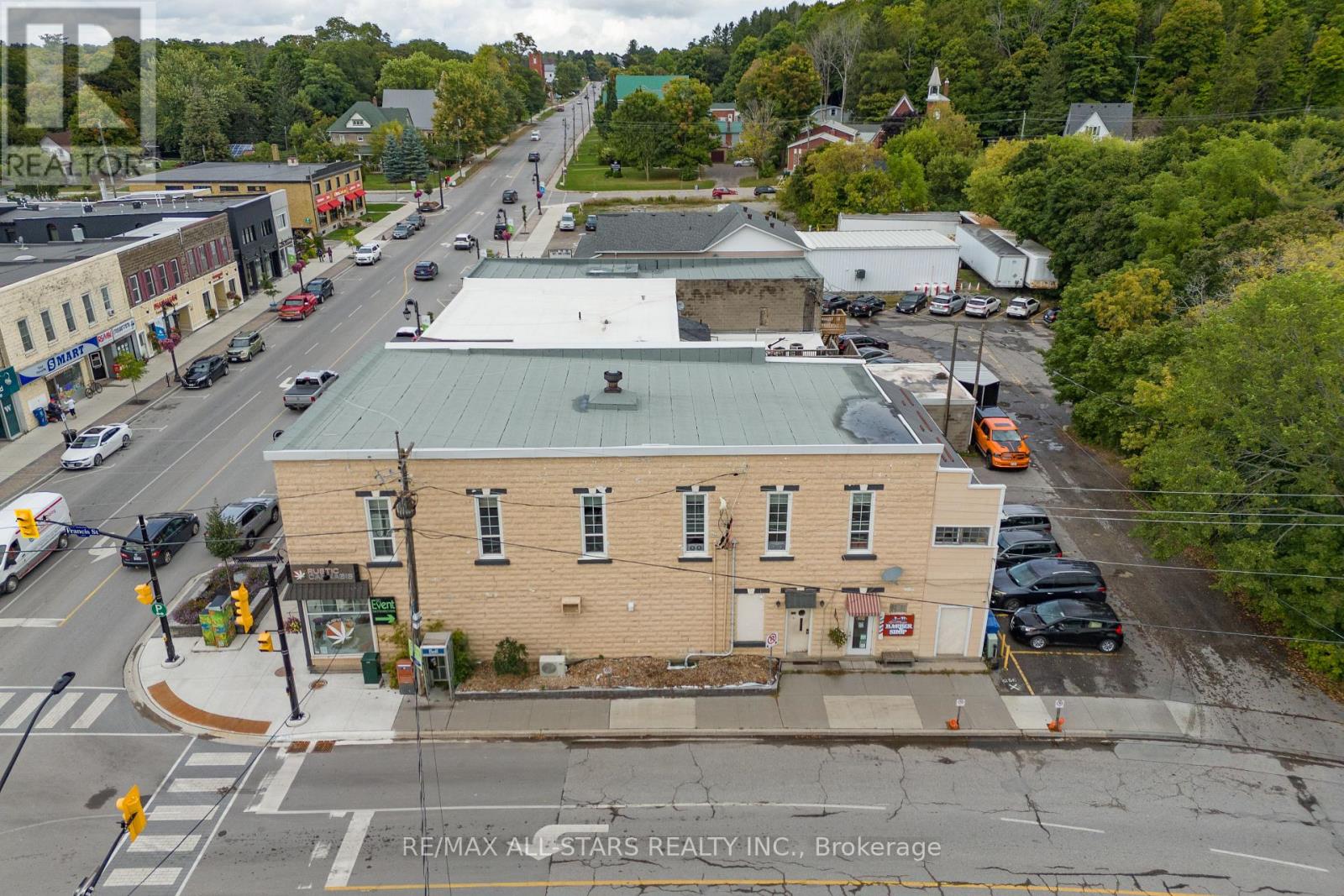 42-44 COLBORNE STREET — photo 3