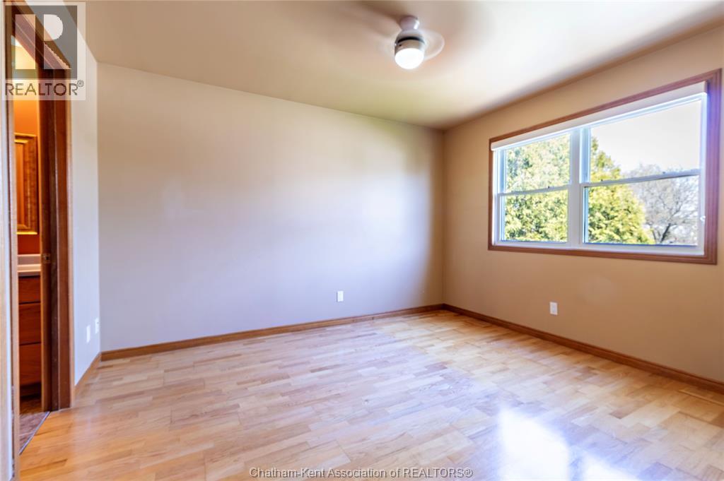 6121 Emerson AVENUE - 23
