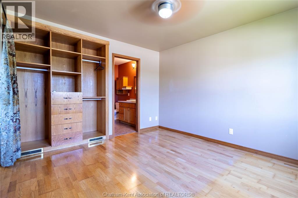 6121 Emerson AVENUE - 24
