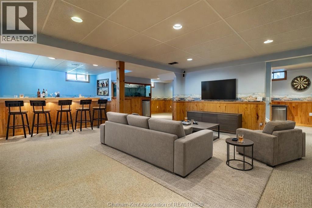 6121 Emerson AVENUE - 35
