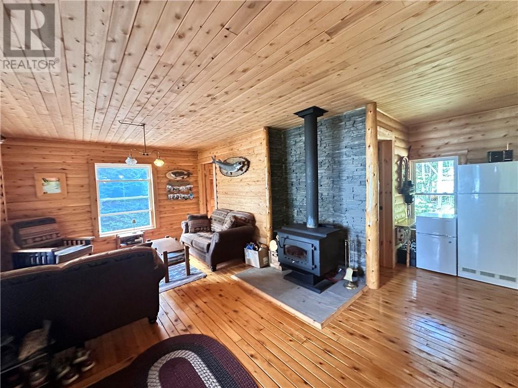 2621 Bay Estates North — photo 25