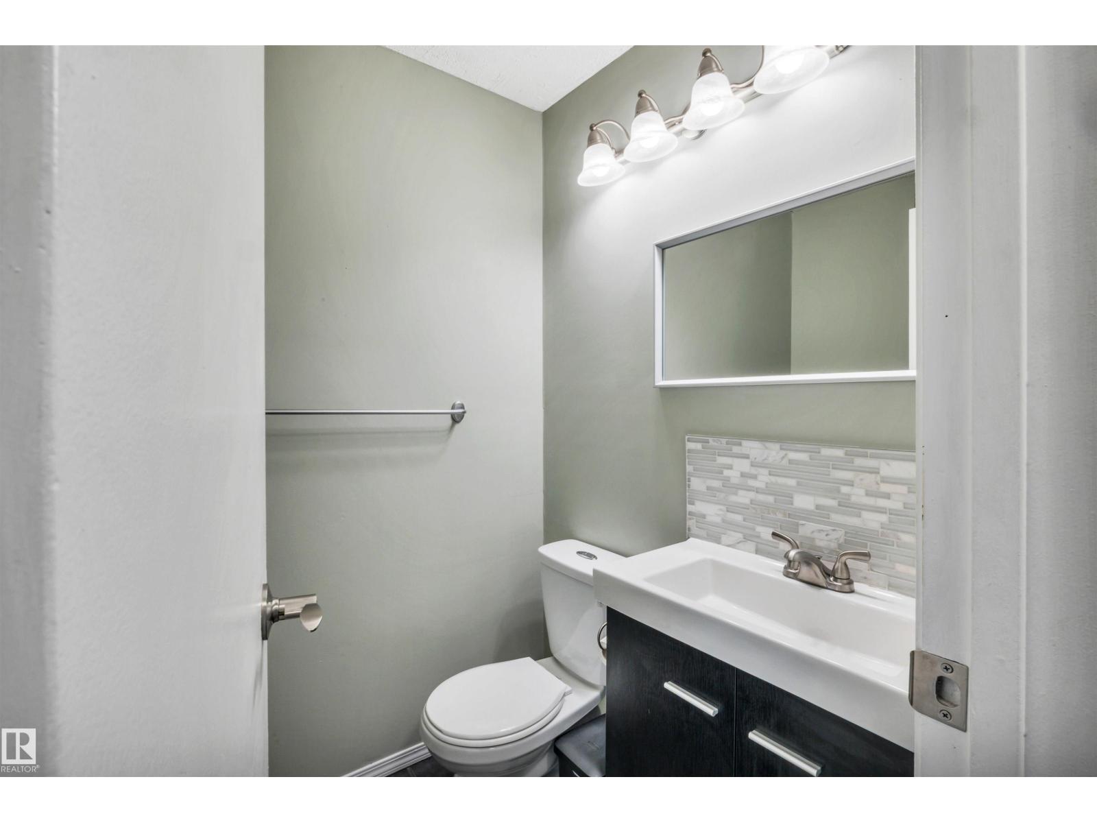 #40 10205 158 AV NW, Edmonton