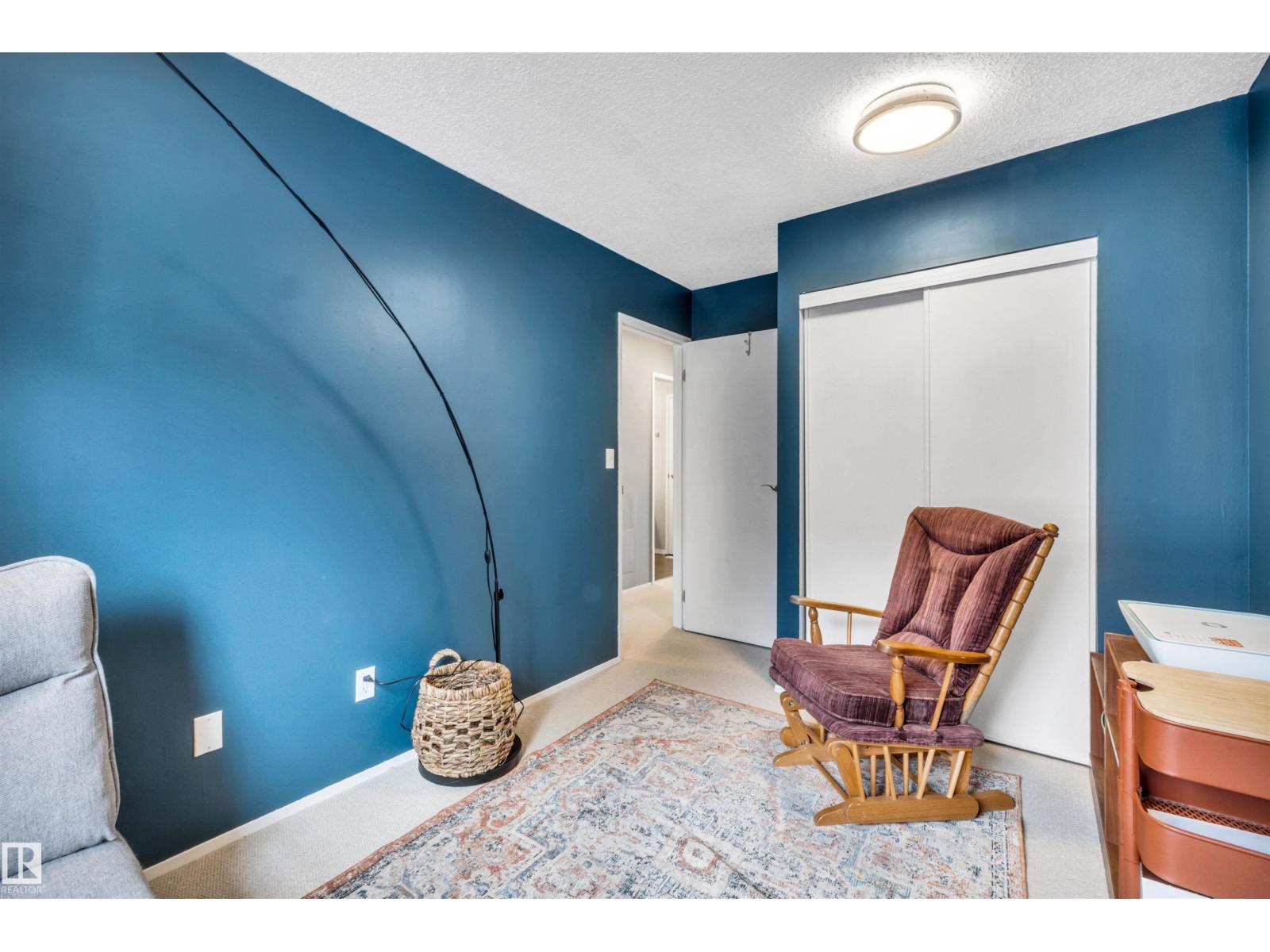 #40 10205 158 AV NW, Edmonton