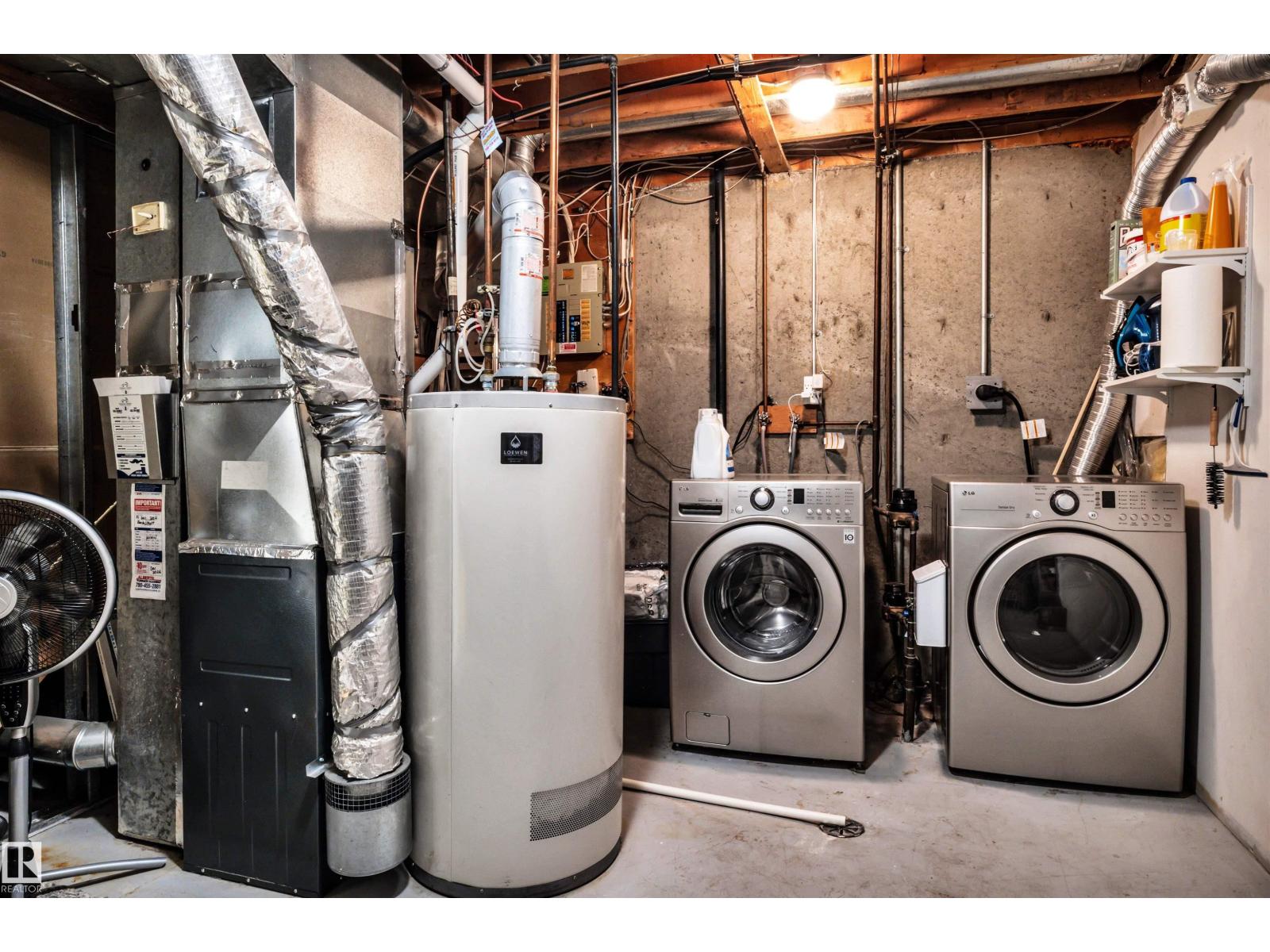 #40 10205 158 AV NW, Edmonton