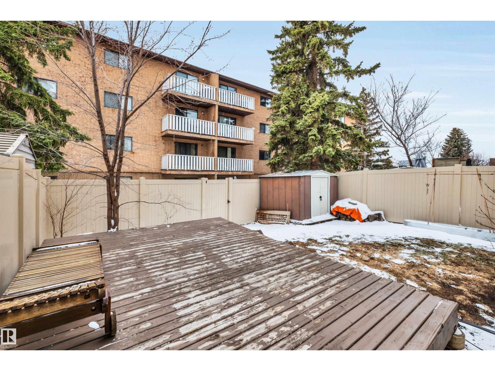 #40 10205 158 AV NW, Edmonton