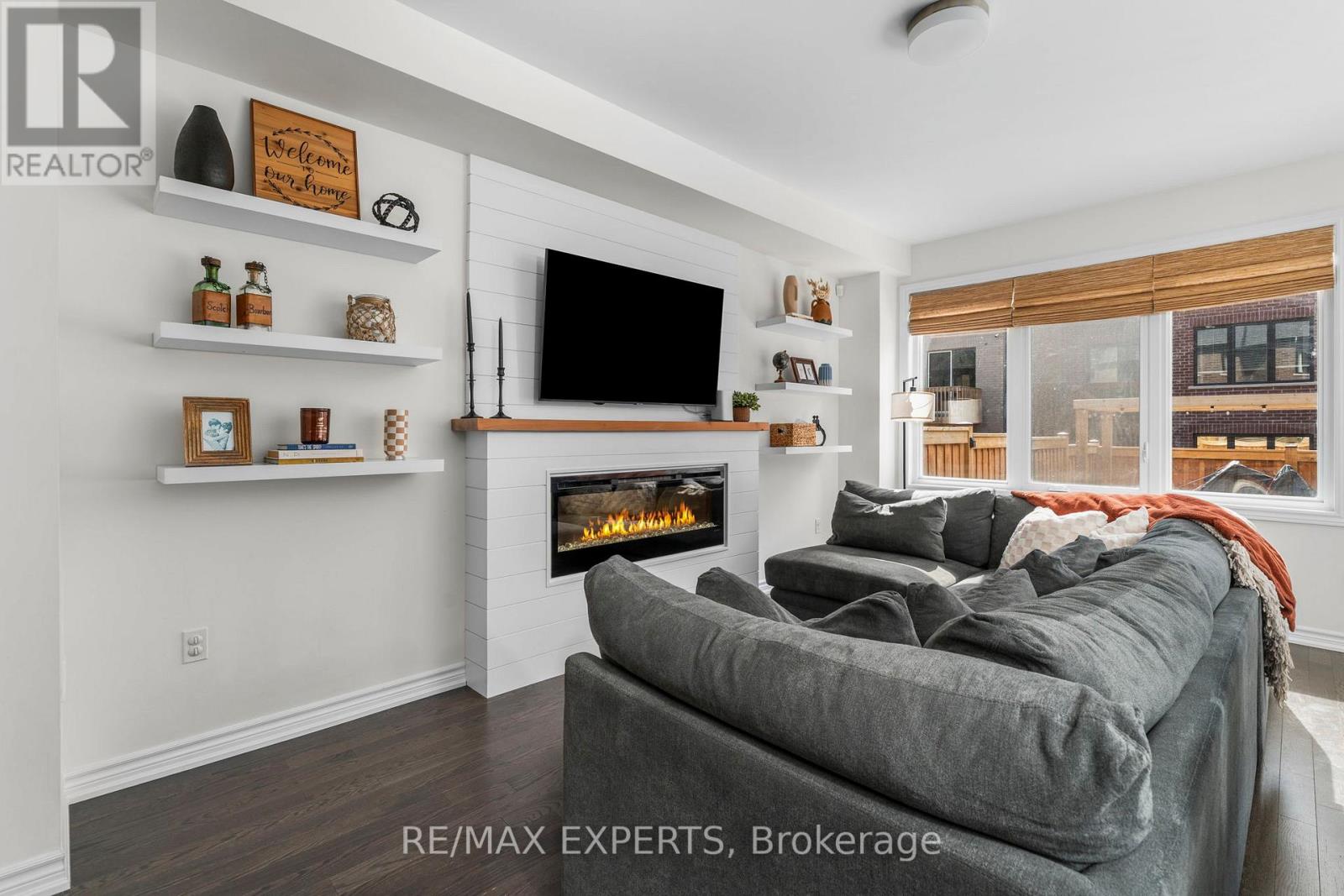 1473 BLACKMORE STREET — photo 20