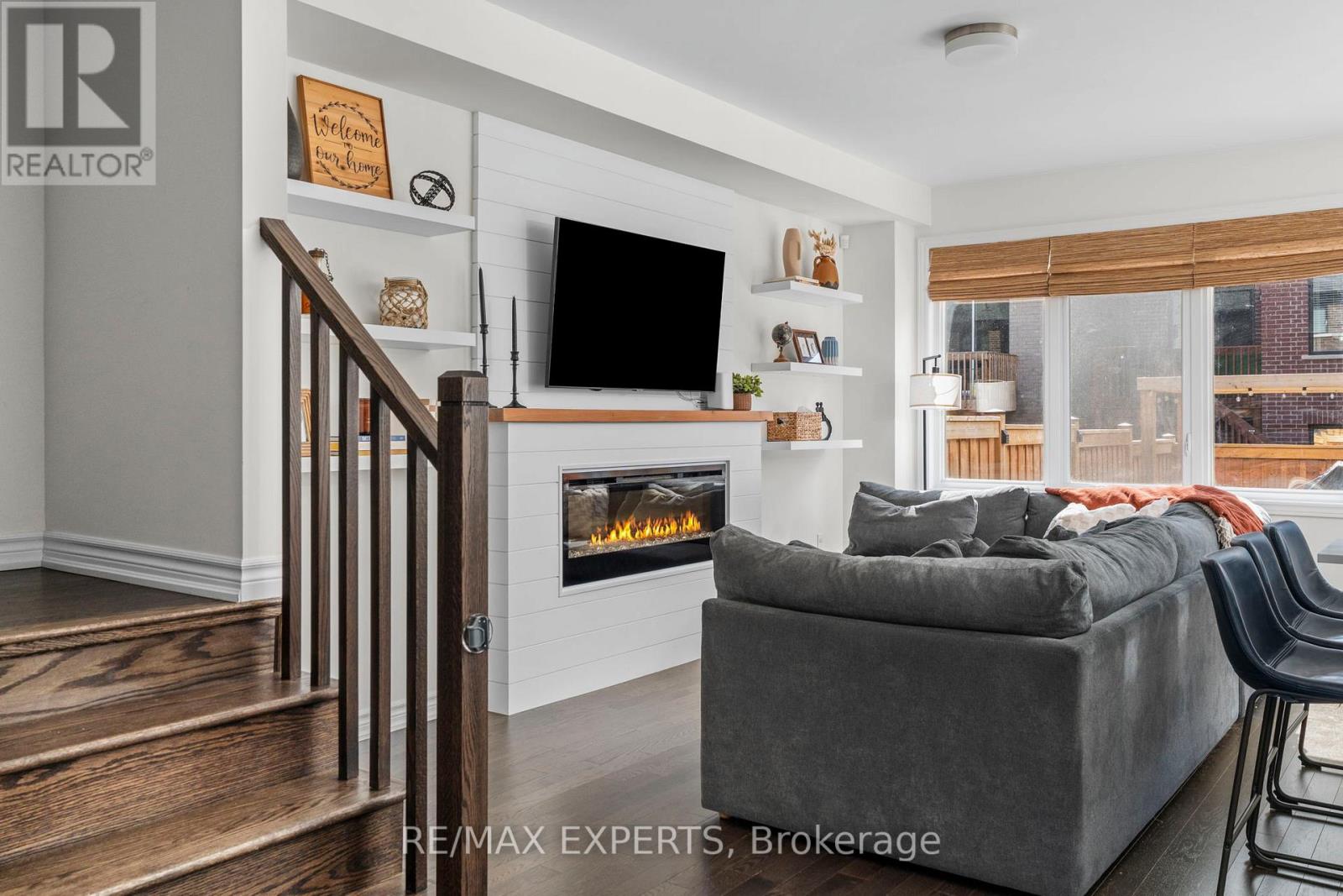 1473 BLACKMORE STREET — photo 24