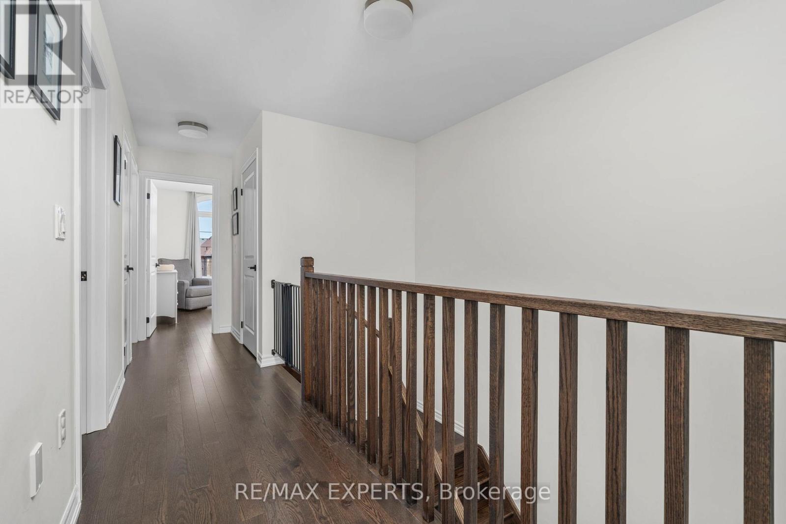 1473 BLACKMORE STREET — photo 25