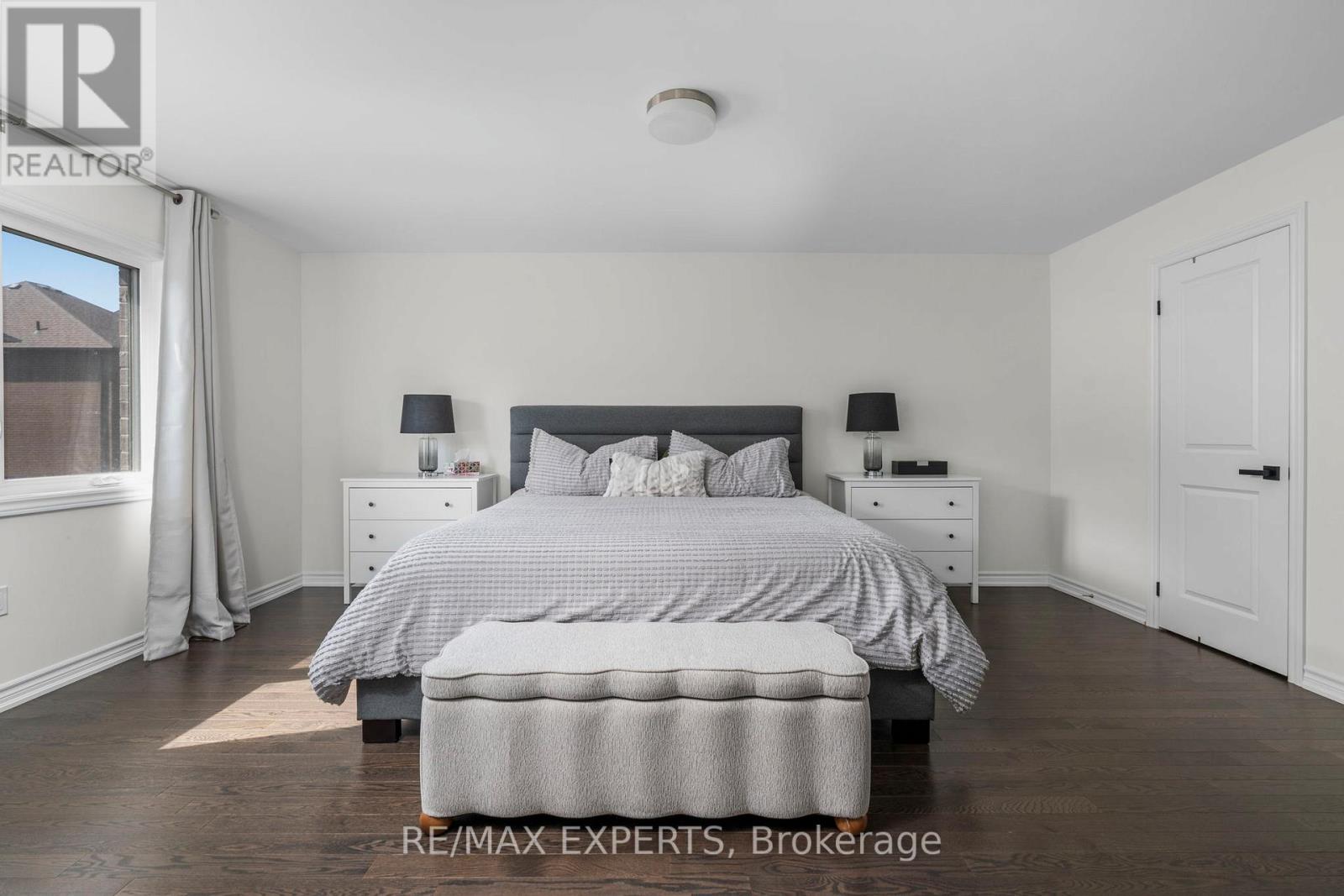 1473 BLACKMORE STREET — photo 27