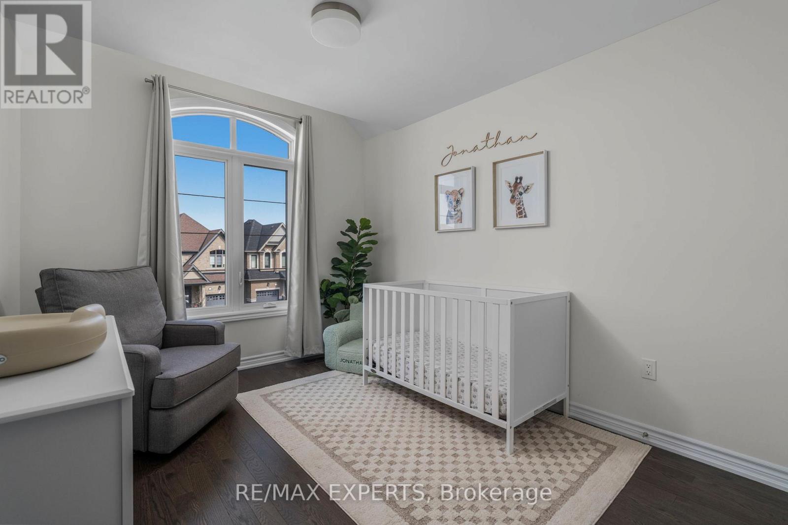 1473 BLACKMORE STREET — photo 32