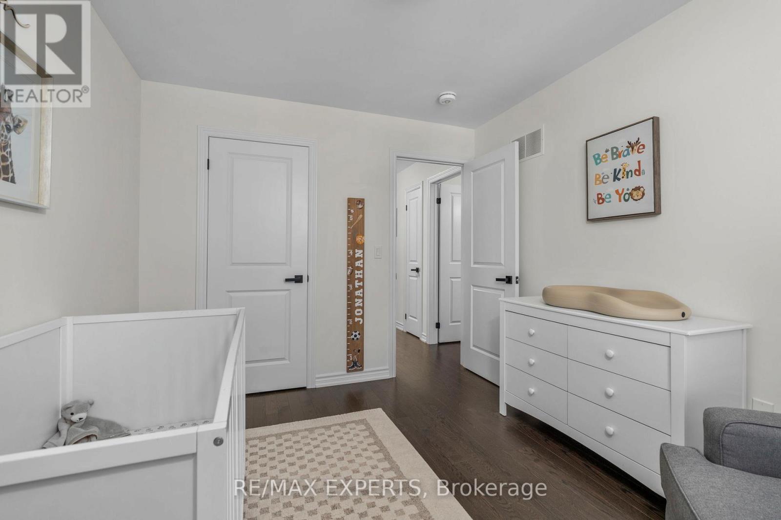 1473 BLACKMORE STREET — photo 33