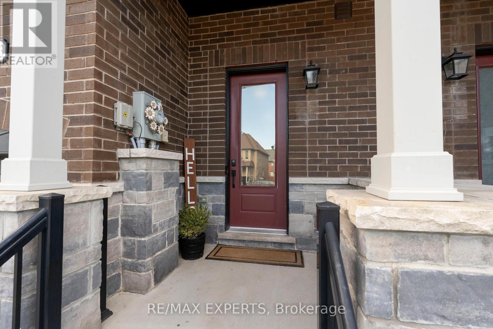 1473 BLACKMORE STREET — photo 4