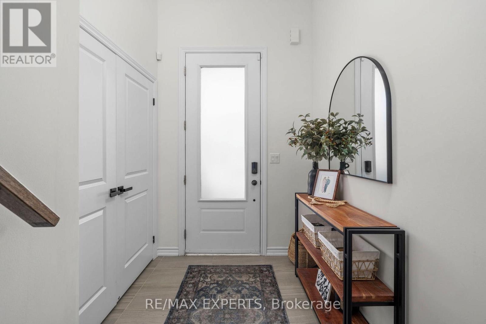 1473 BLACKMORE STREET — photo 5