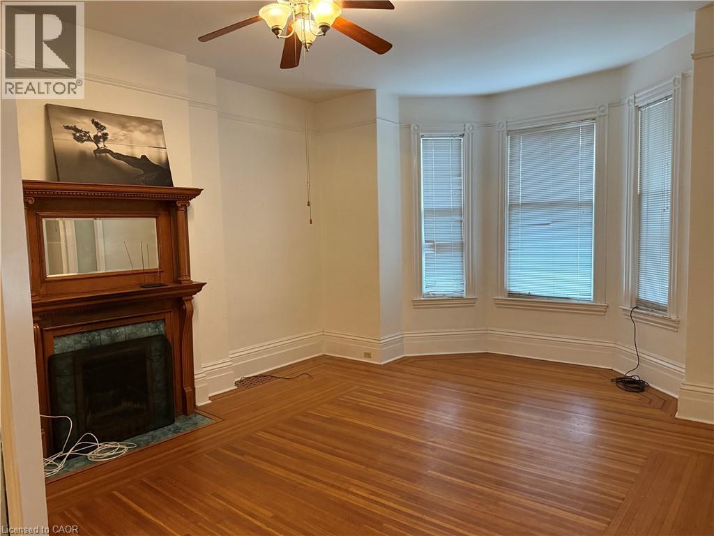 105 WELLINGTON Street S, Hamilton, Ontario, L8W2R3 — Photo 3