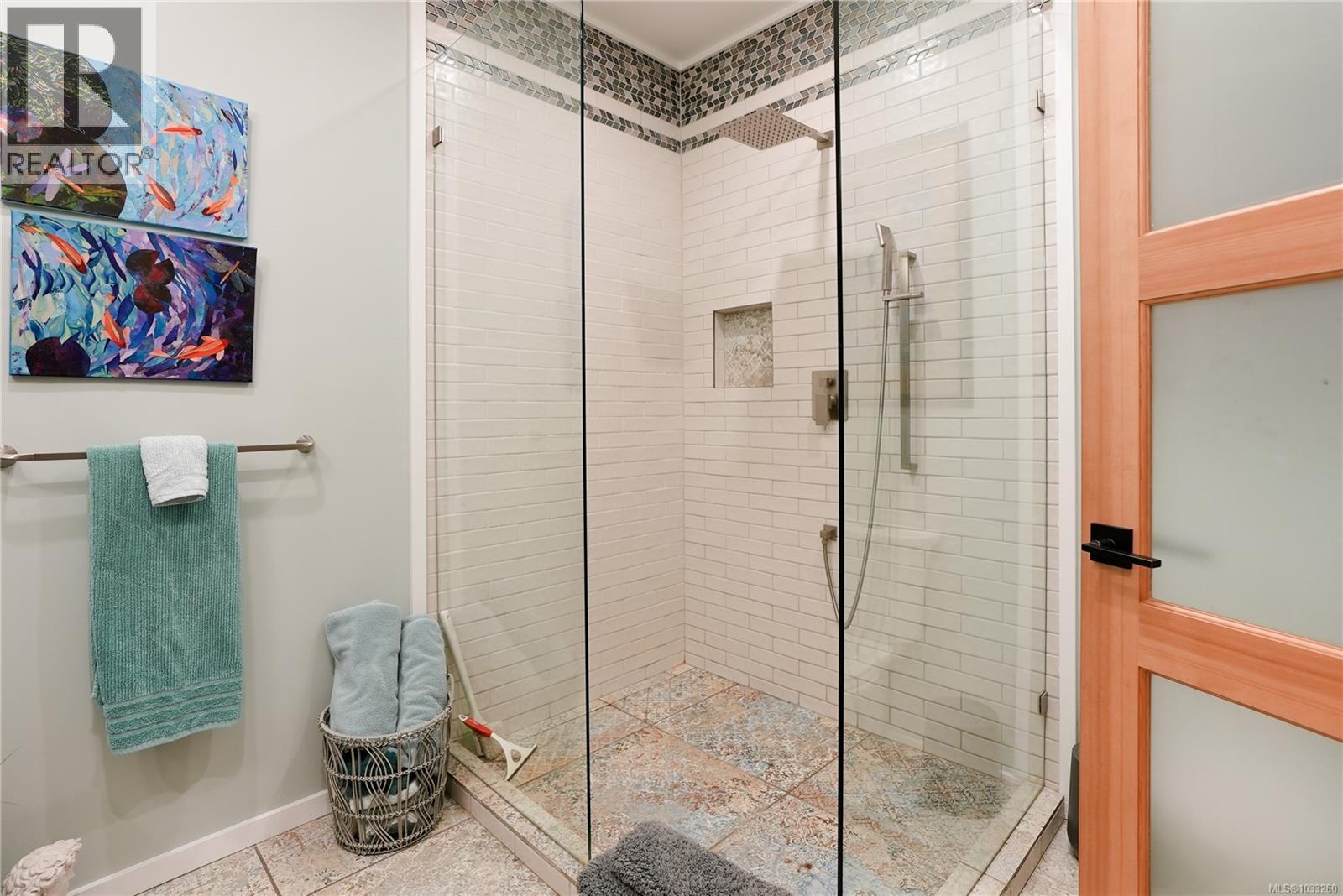 315 Booth Canal Rd - 44