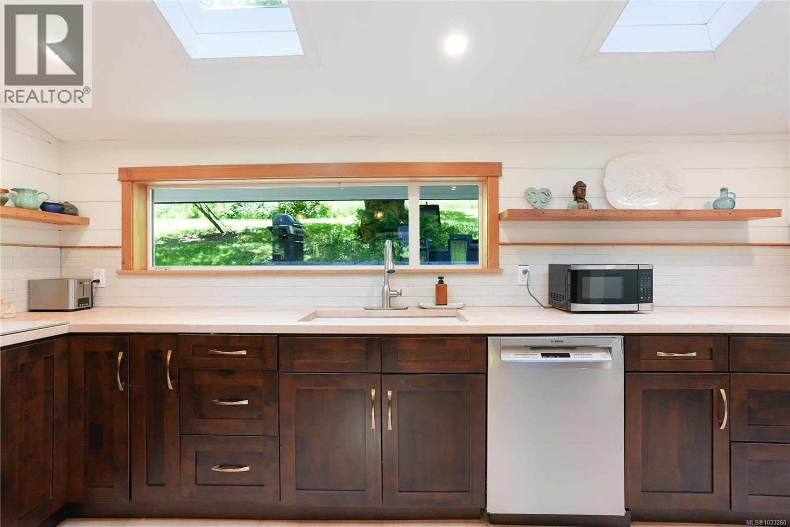 315 Booth Canal Rd - 30