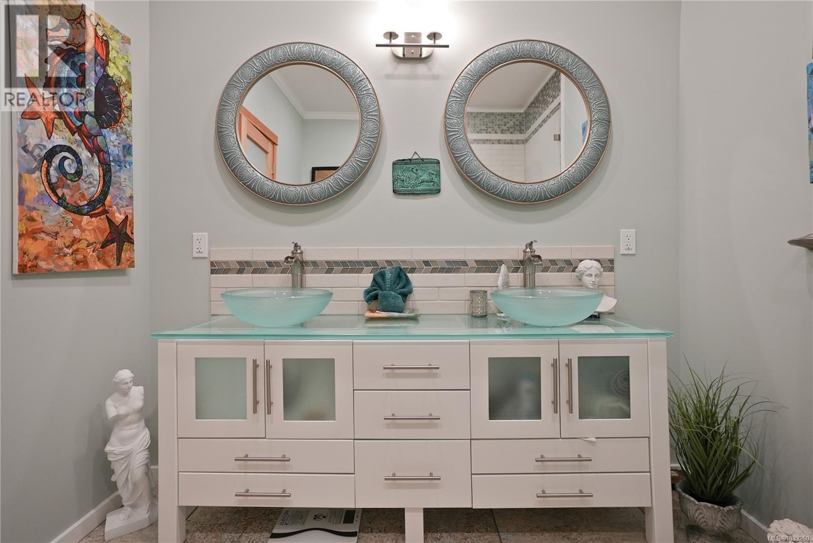 315 Booth Canal Rd - 43