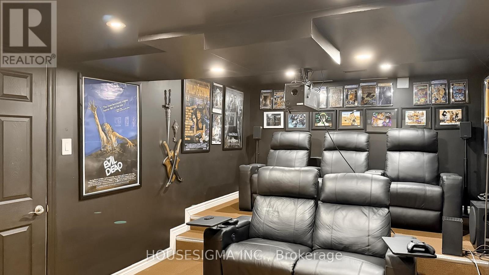 32 WILLOUGHBY WAY - 35